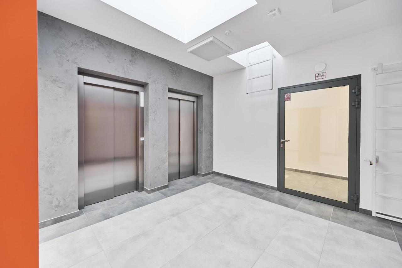 Browary Wroclawskie Apartments With Free Garage By Noclegi Renters Екстериор снимка