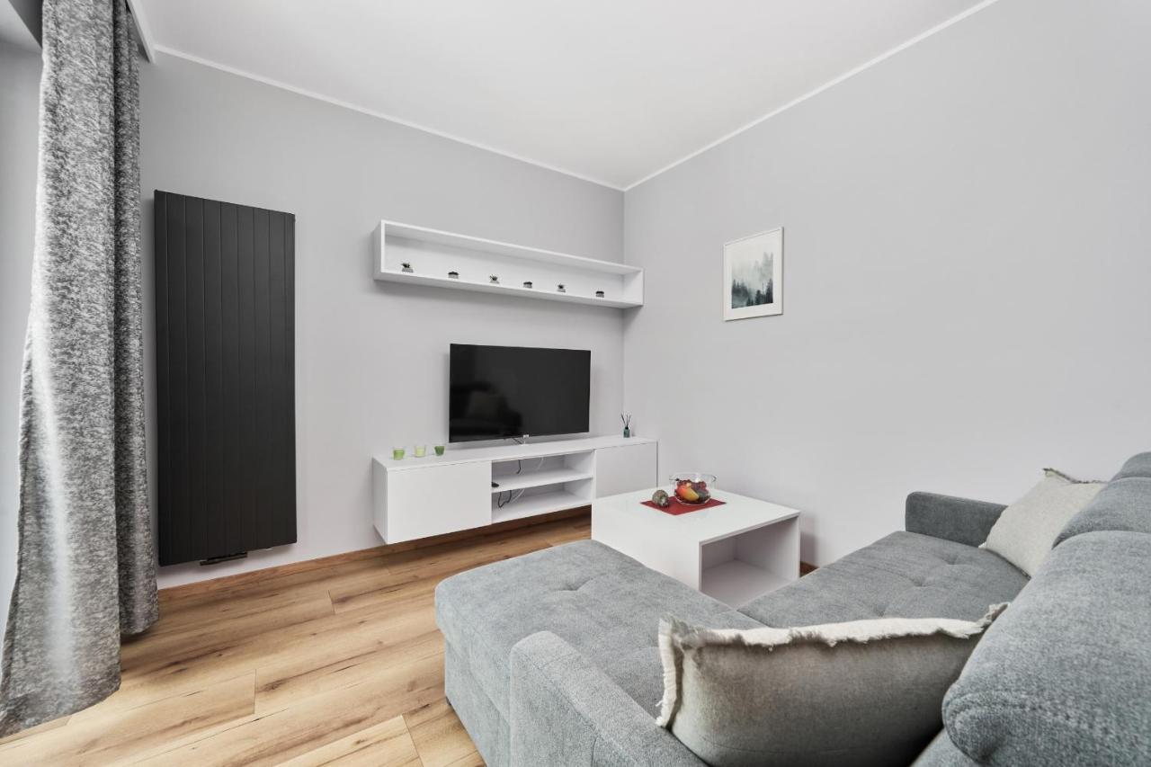 Browary Wroclawskie Apartments With Free Garage By Noclegi Renters Екстериор снимка