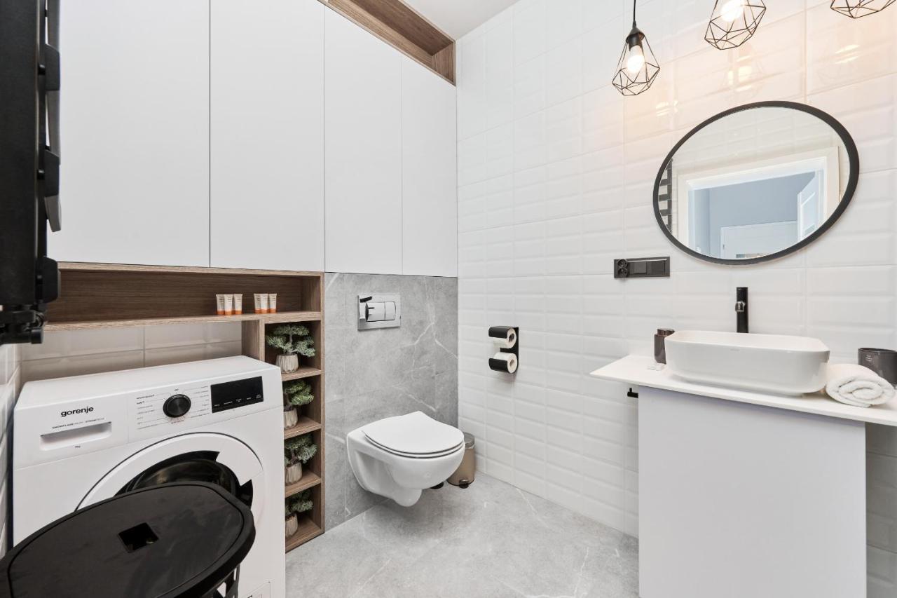Browary Wroclawskie Apartments With Free Garage By Noclegi Renters Екстериор снимка